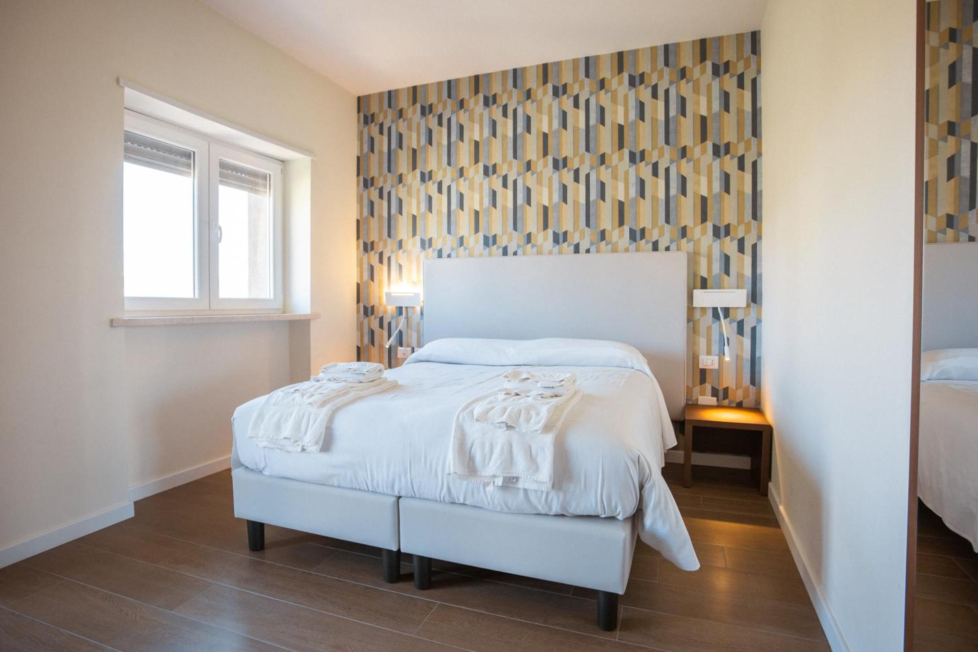 Tre Cancelli Rooms Potenza Bagian luar foto